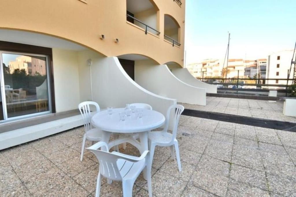 Confortable Appartement Grande Terrasse Piscine Parking Clim Agde Dış mekan fotoğraf